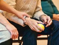 How to Introduce Physiotherapy to Seniors